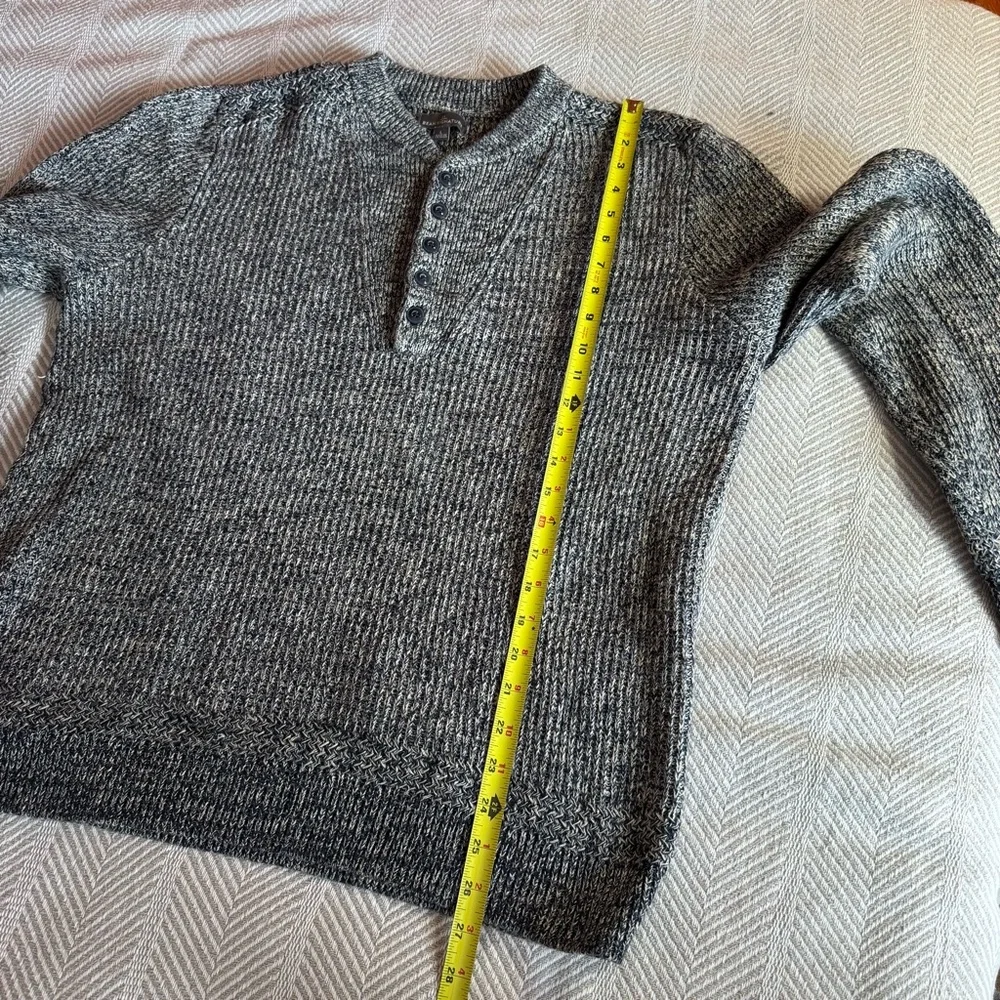 Men's L.L. Bean Signature Marled‎ Cotton Henley Sweater Cream Navy, Size L
